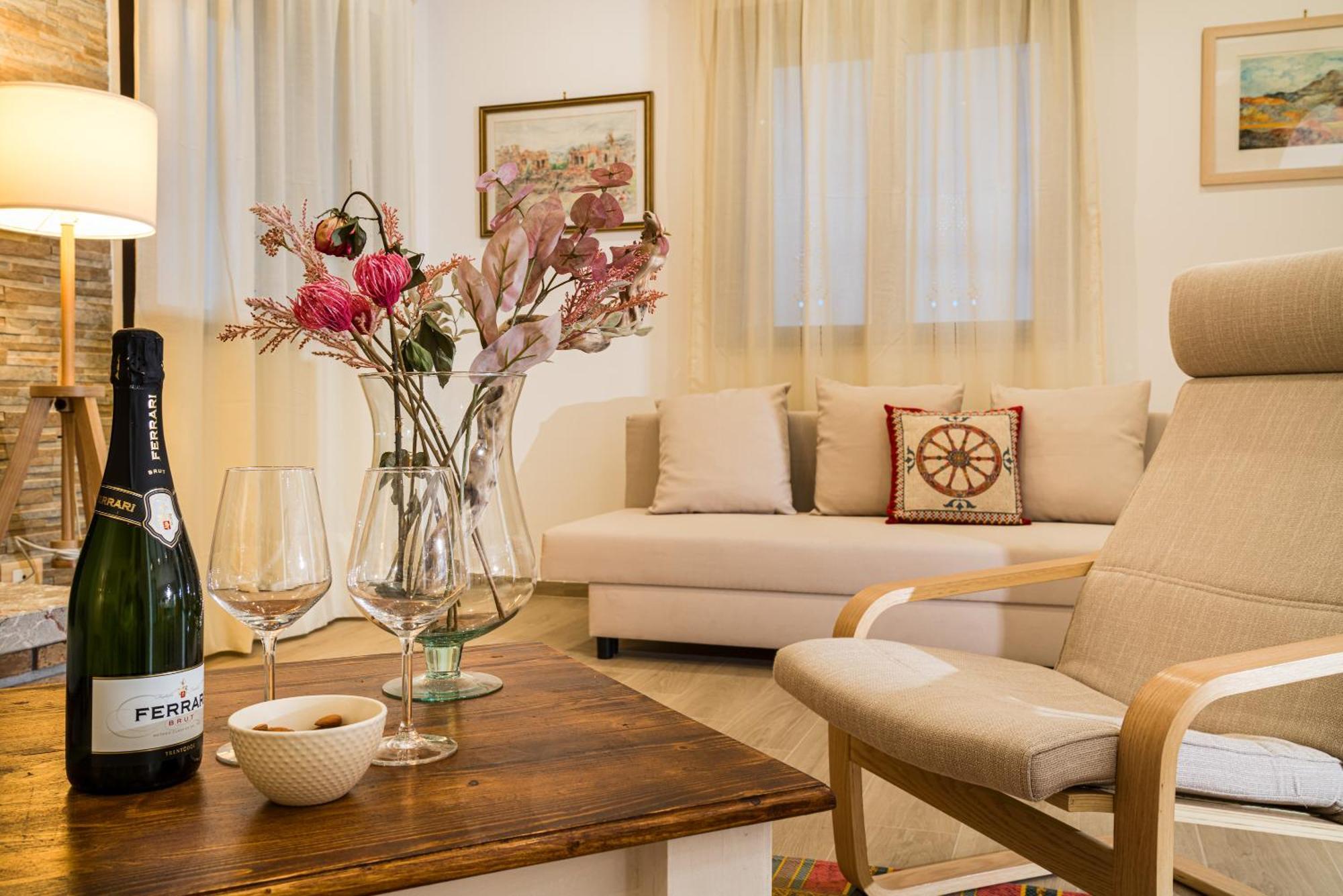 Nuciara Luxury Apartment تاورمينا المظهر الخارجي الصورة
